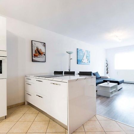 Apartment Elena Pula Bagian luar foto